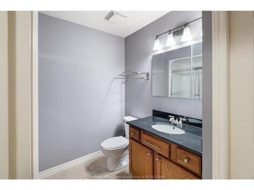 11827 Boulder Crescent, Windsor, ON 