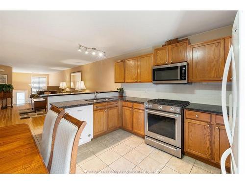 11827 Boulder Crescent, Windsor, ON 