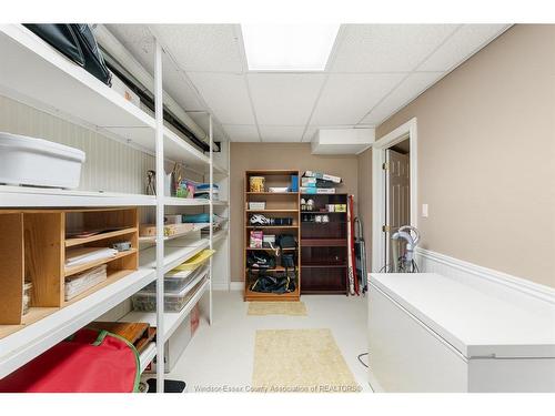11827 Boulder Crescent, Windsor, ON 