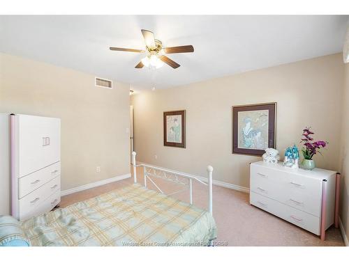 11827 Boulder Crescent, Windsor, ON 