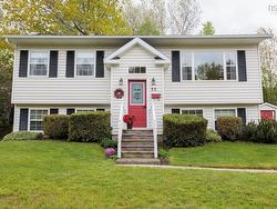55 Alicia Boulevard Kentville, NS B4N 4Y7
