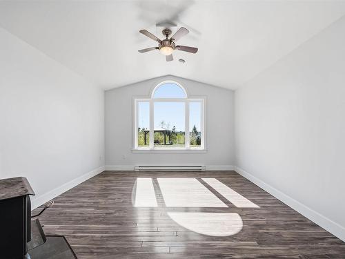 281 Heselton Drive, Ostrea Lake, NS 