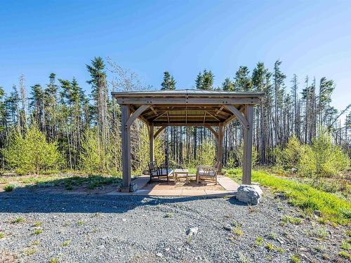 281 Heselton Drive, Ostrea Lake, NS 