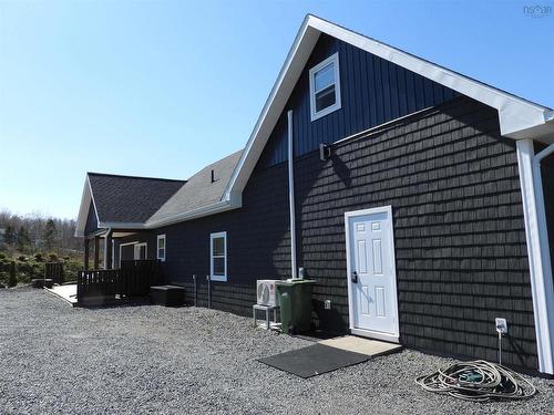 40 Old Oak Island Road, Lockhartville, NS 
