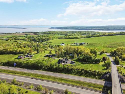 40 Old Oak Island Road, Lockhartville, NS 