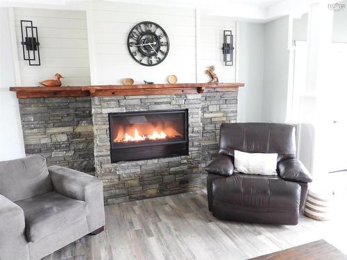40 Old Oak Island Road, Lockhartville, NS 