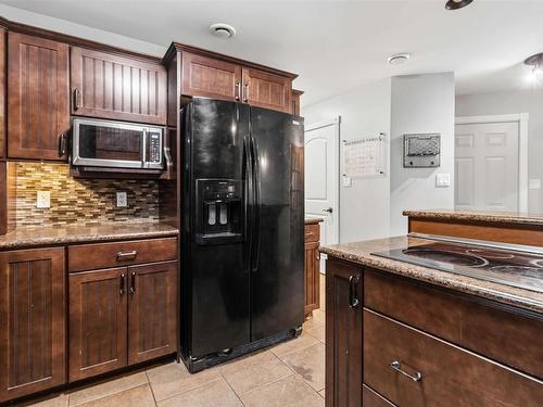 100 Clayton Drive, Hubbards, NS 