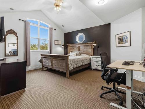 100 Clayton Drive, Hubbards, NS 