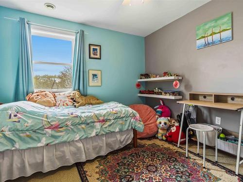 100 Clayton Drive, Hubbards, NS 
