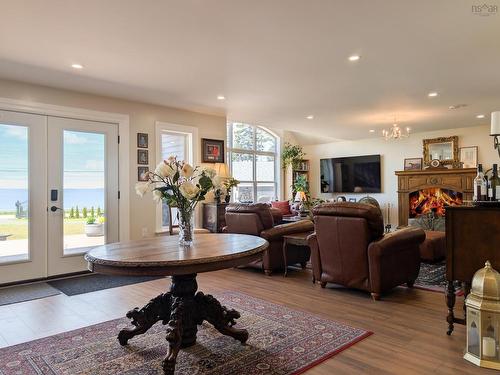 684 Riverside Road, New Edinburgh, NS 