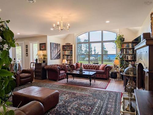 684 Riverside Road, New Edinburgh, NS 