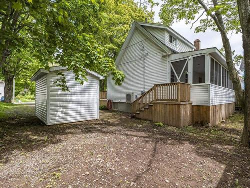 28 Crescent Avenue, Kentville, NS 