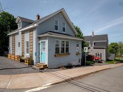173 Acadia Street  New Glasgow, NS B0K 1X0