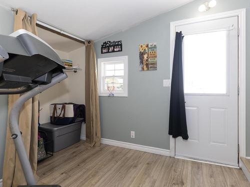 16 Lorne Crescent, Amherst, NS 