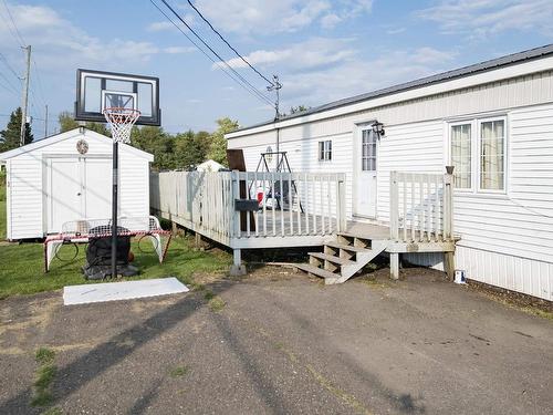 16 Lorne Crescent, Amherst, NS 
