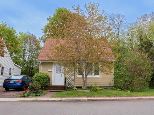 8 Alexander Drive, Charlottetown, PE 
