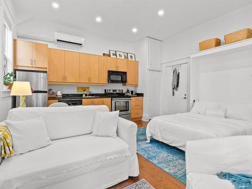 4 1036 Bland Street, Halifax, NS 