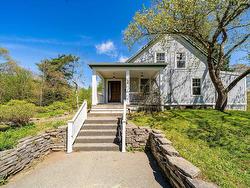 54 Parkhill Road  Halifax, NS B3P 1R5