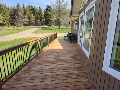 61 Shipyard Road, Cheverie, NS 