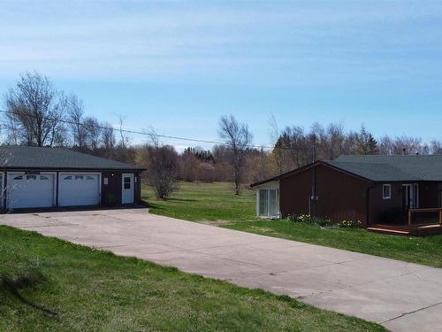 61 Shipyard Road, Cheverie, NS 
