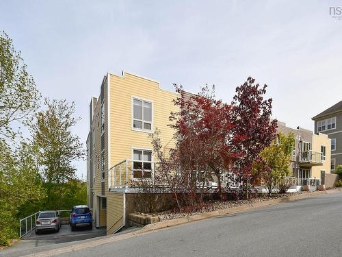 607 200 Crown Drive, Halifax, NS 