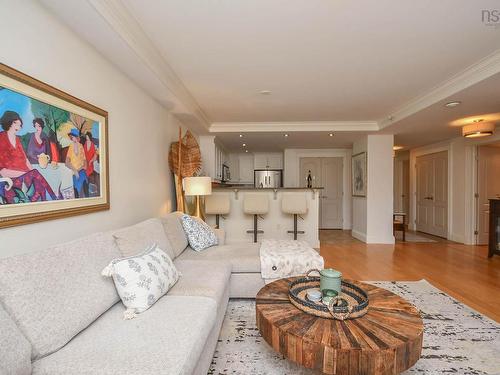 607 200 Crown Drive, Halifax, NS 