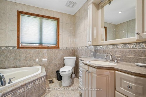 1869 Folkway Drive, Mississauga, ON 
