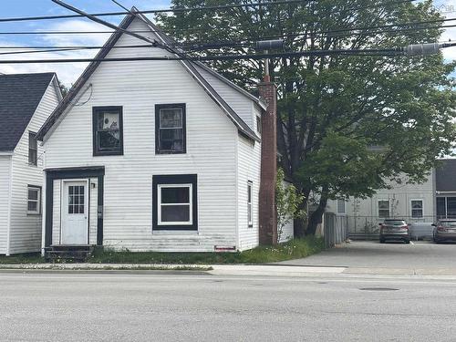 33 Parade Street  Yarmouth, NS B5A 1E3