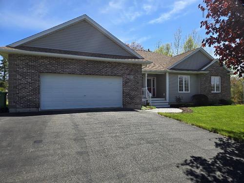 60 Sandy Place, Valley, NS 