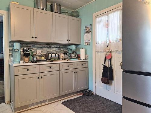 121 Main Street, Springhill, NS 