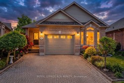 15-40 Bella Vista Trail New Tecumseth, ON L9R 3C6