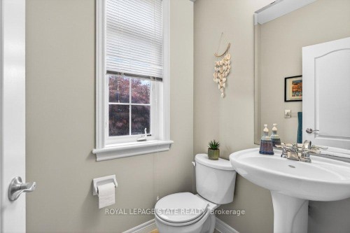7 Summerwind Drive, Hamilton, ON 