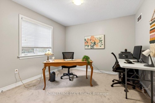 7 Summerwind Drive, Hamilton, ON 