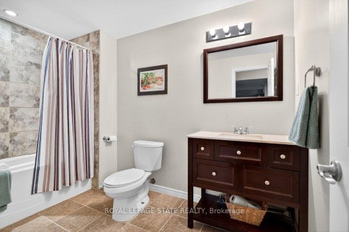 7 Summerwind Drive, Hamilton, ON 