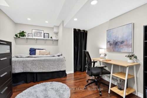 7 Summerwind Drive, Hamilton, ON 
