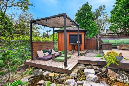 7 Summerwind Drive, Hamilton, ON 