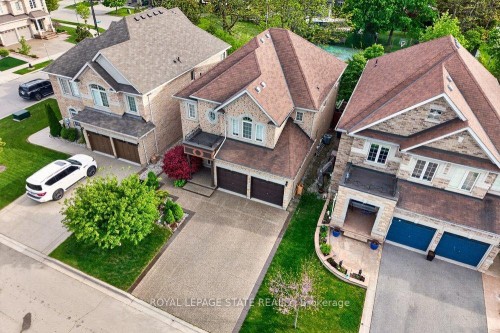 7 Summerwind Drive, Hamilton, ON 