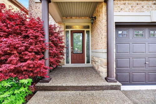7 Summerwind Drive, Hamilton, ON 