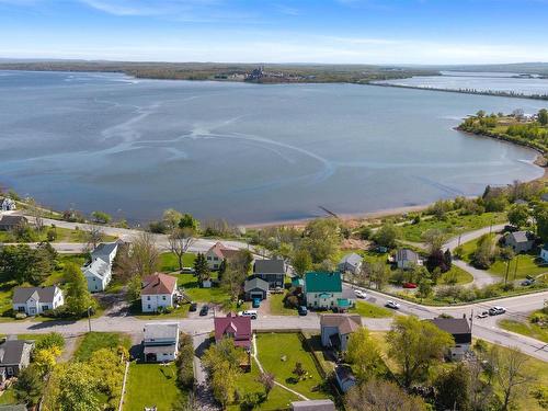 275 High Street, Pictou, NS 