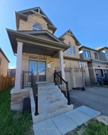 30 Spinland Street Caledon, ON L7C 1Z9
