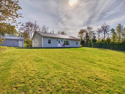 15 Coppergate Drive, Greenfield, NS 