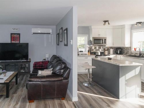 217 Lakecrest Drive, Mount Uniacke, NS 