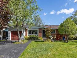 49 Birkdale Crescent Halifax, NS B3M 1H4