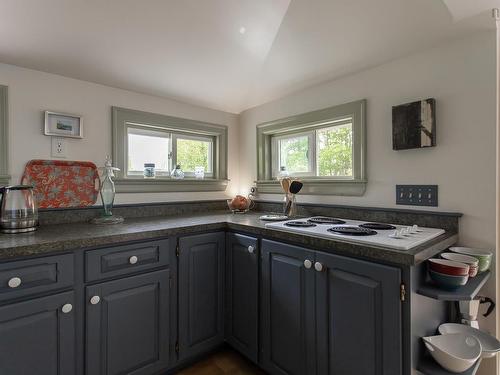 14 Cross Street, Bear River, NS 
