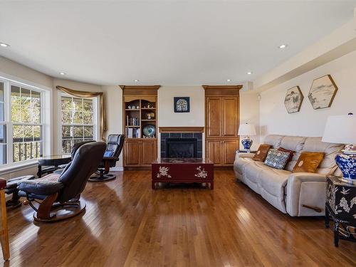 17 Paddys Head Road, Indian Harbour, NS 