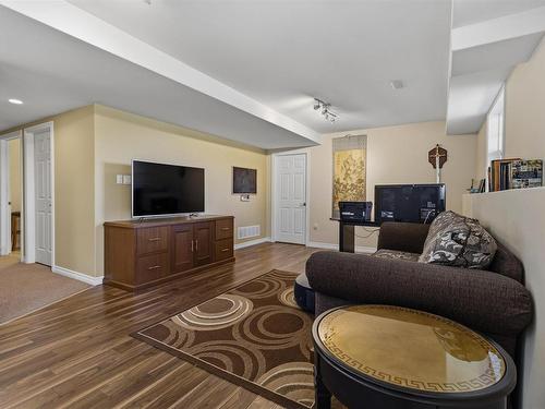 17 Paddys Head Road, Indian Harbour, NS 