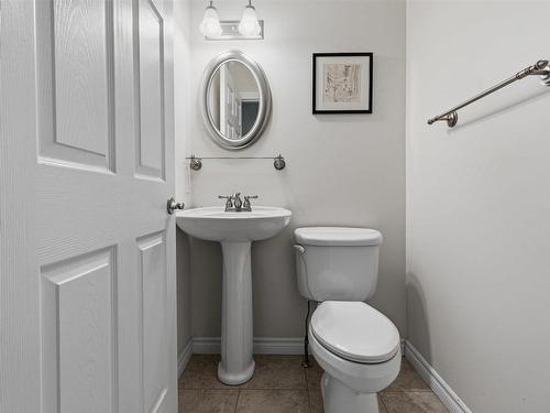 17 Paddys Head Road, Indian Harbour, NS 