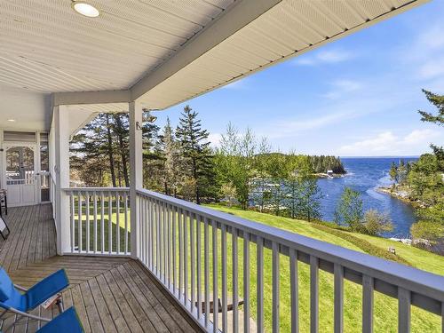 17 Paddys Head Road, Indian Harbour, NS 