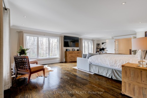 18 Elder Crescent, Hamilton, ON 