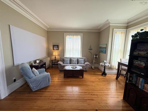 242 Fraser Street, New Glasgow, NS 